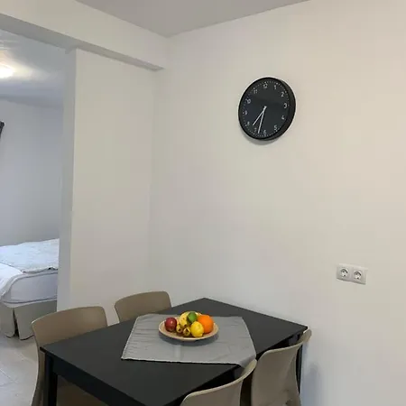 Rosaura Aparthotel 3*
