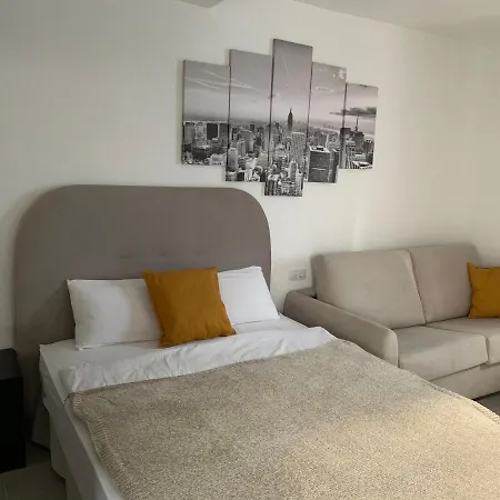 Rosaura Aparthotel